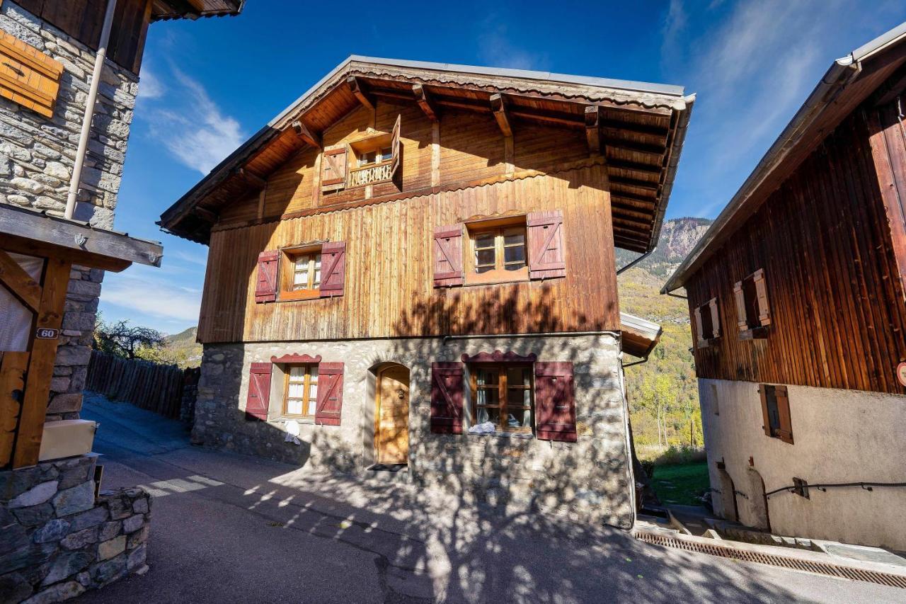 Magnifique Chalet Authentique Au Coeur Des 3 Vallees Villa Courchevel Exterior photo